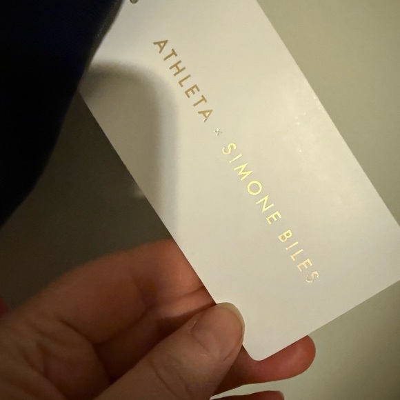 Athleta Simone Biles Collab Blue Crop Tank Top NWT size medium - Picture 2 of 5